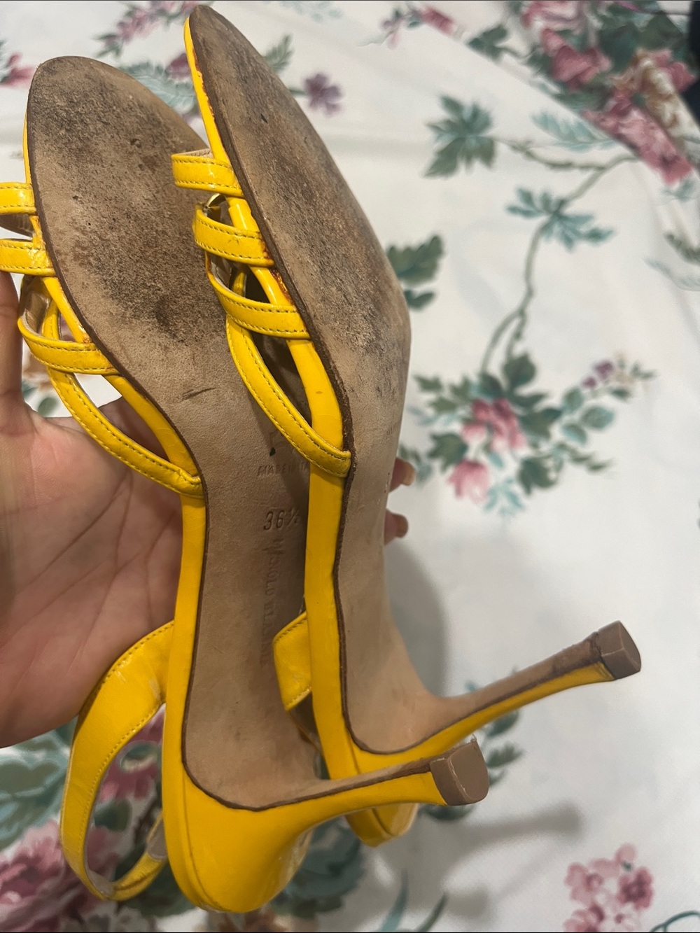Vintage Manolo Blahnik Bright Yellow Leather Slingback Heels - Picture 3 of 4